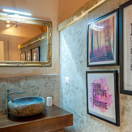 Maison D'epoque Corte Dei Florio - Centro Storico Apartmán *