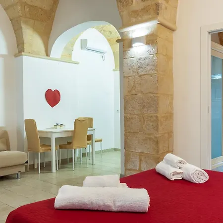 Maison D'epoque Corte Dei Florio - Centro Storico Apartmán